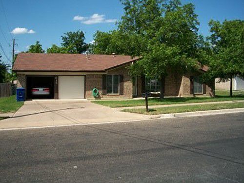 1st image of 615 Manning Dr