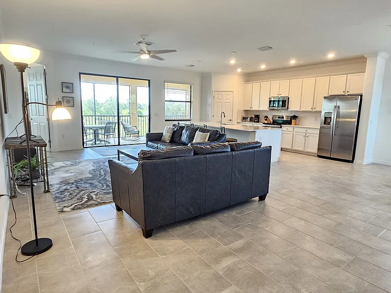 10825 Tarflower Dr #202 — Photo 8