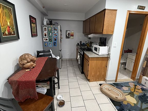 5th image of 24-21 43rd St #A