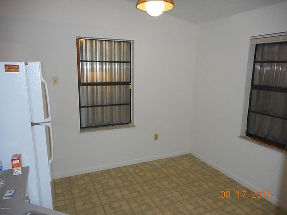 4th image of 1690 Colorado St SE