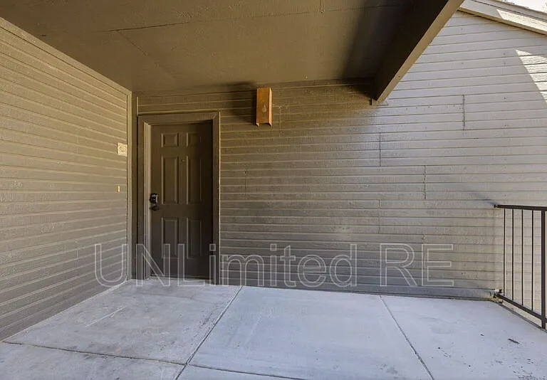 1185 W University Ave #235 — Photo 7