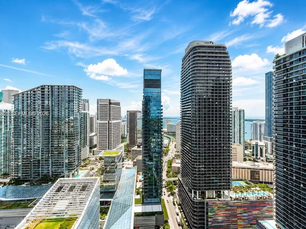 88 SW 7th St APT 3403, Miami, FL 33130