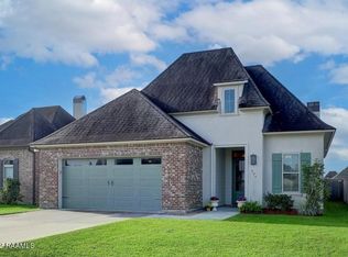 404 Wetgrass Dr, Lafayette, LA 70508