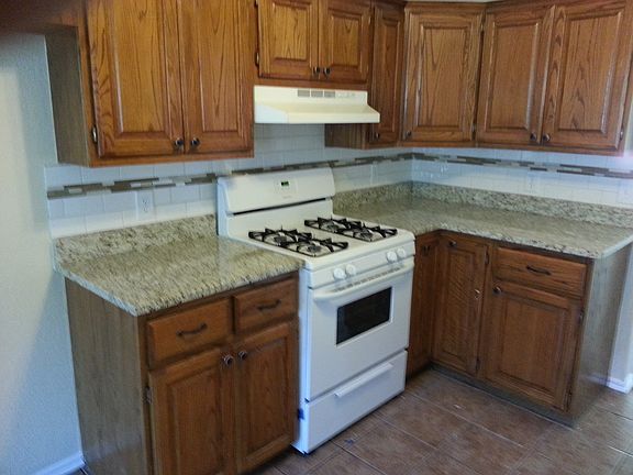 4th image of 6617 NW 135th St