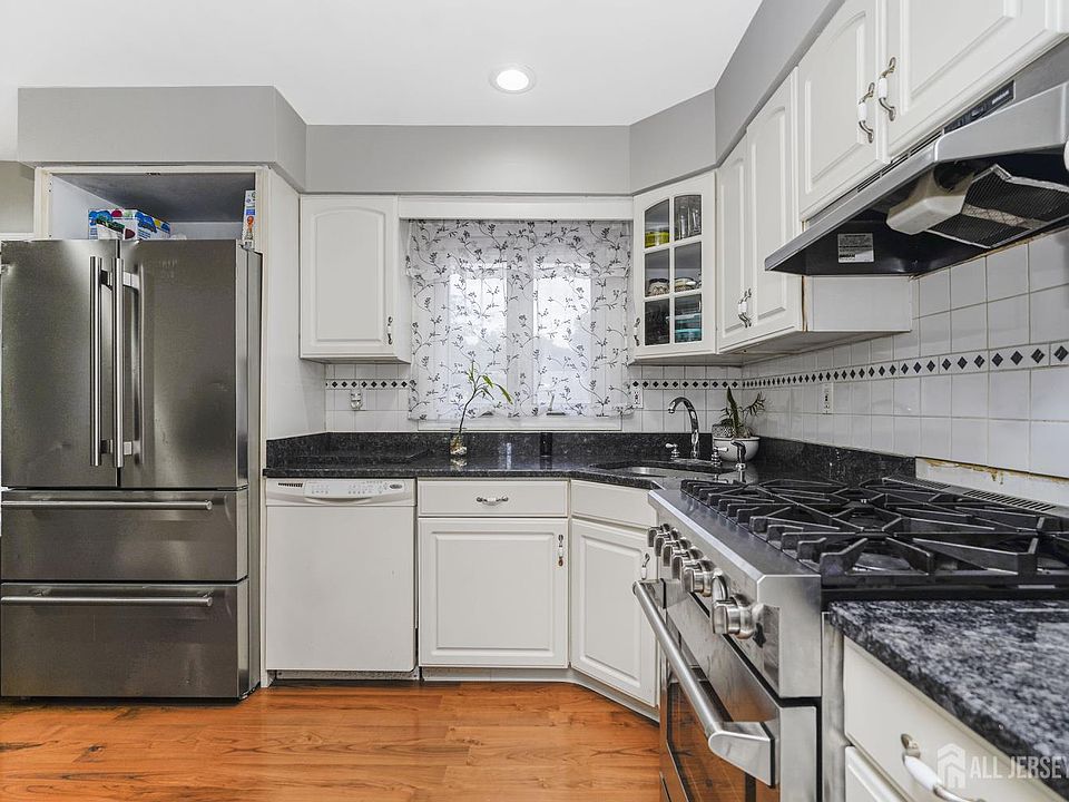 45 Kenwood Ter, Hamilton, NJ 08610 | Zillow