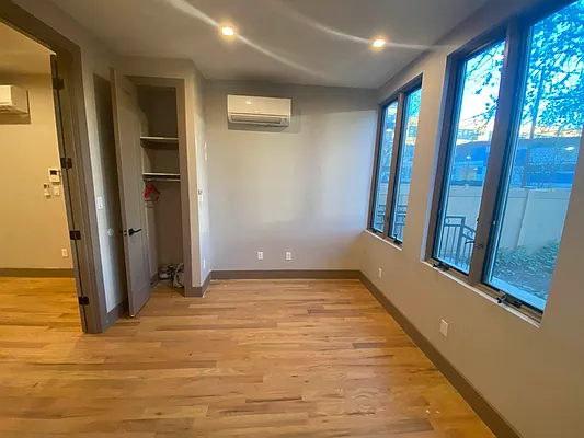 Rented by Premier Metro Realty Corp | media 17