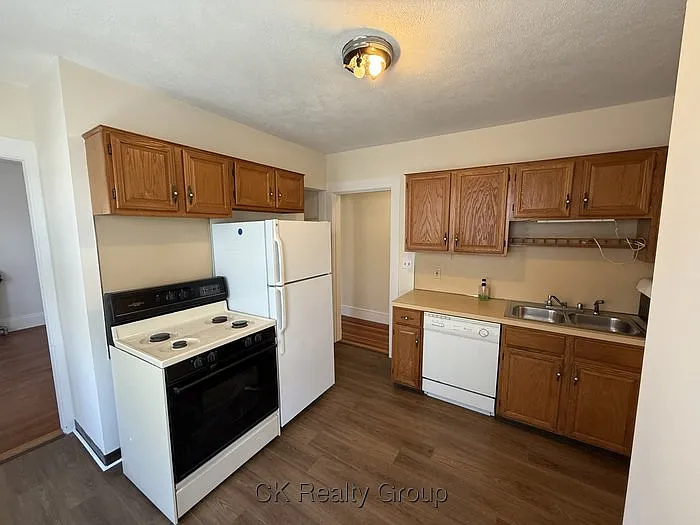 23 Marlborough Rd #21 — Photo 9