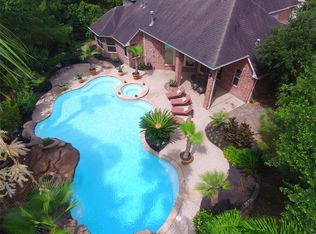 2 Skipwith Pl, Spring, TX 77382