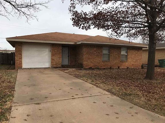 2nd image of 705 Park Plaza Dr