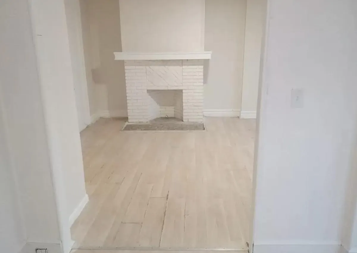 Building Photo - 134 Isabella Ave #2