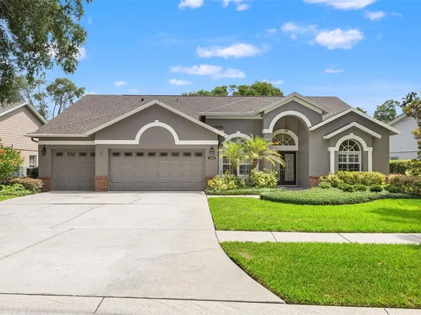 4315 Round Lake Ct, Tampa, FL 33618