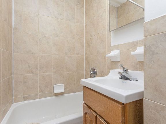 5th image of 57 Herkimer St APT 307