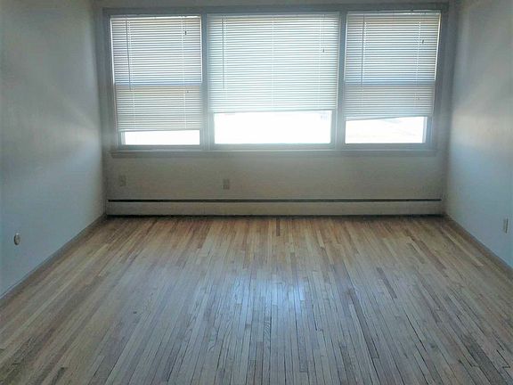 2nd image of 1272 Magnolia Ave E APT 202