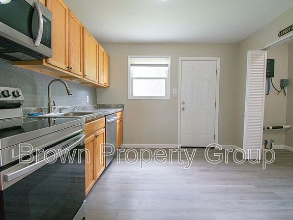 5th image of 1401 Thelbert Dr
