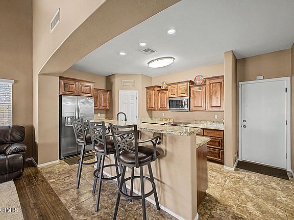 5th image of 4390 E VELASCO Street