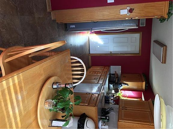 2nd image of 613 Nelson Dr