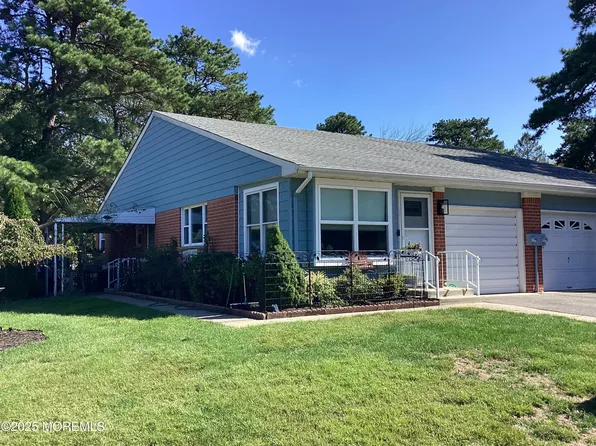 2 Carteret Lane #A, Whiting, NJ 08759