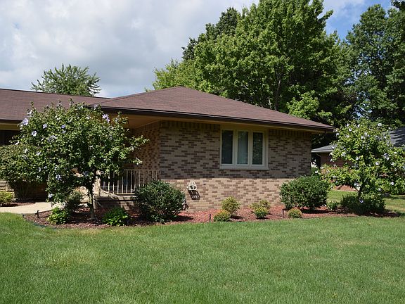 2nd image of 2246 Garden Dr