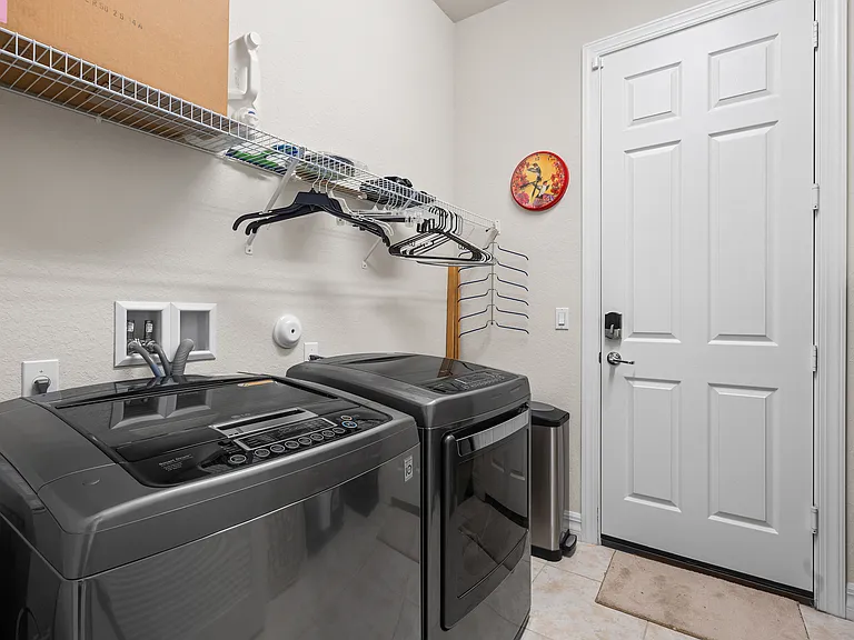 4127 Siena Cir — Photo 27