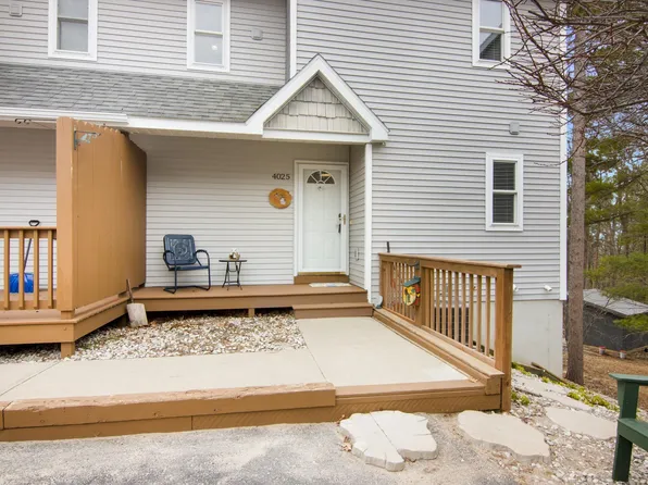 4025 Sherwood Forest Dr, Traverse City, MI 49686
