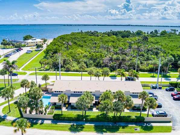 1895 NE Media Avenue #8, Jensen Beach, FL 34957