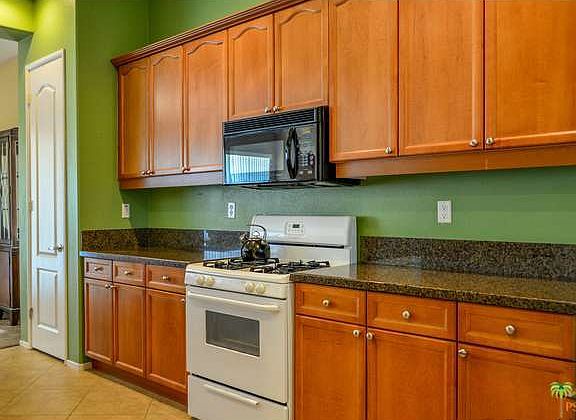 5th image of 11636 Pomelo Dr