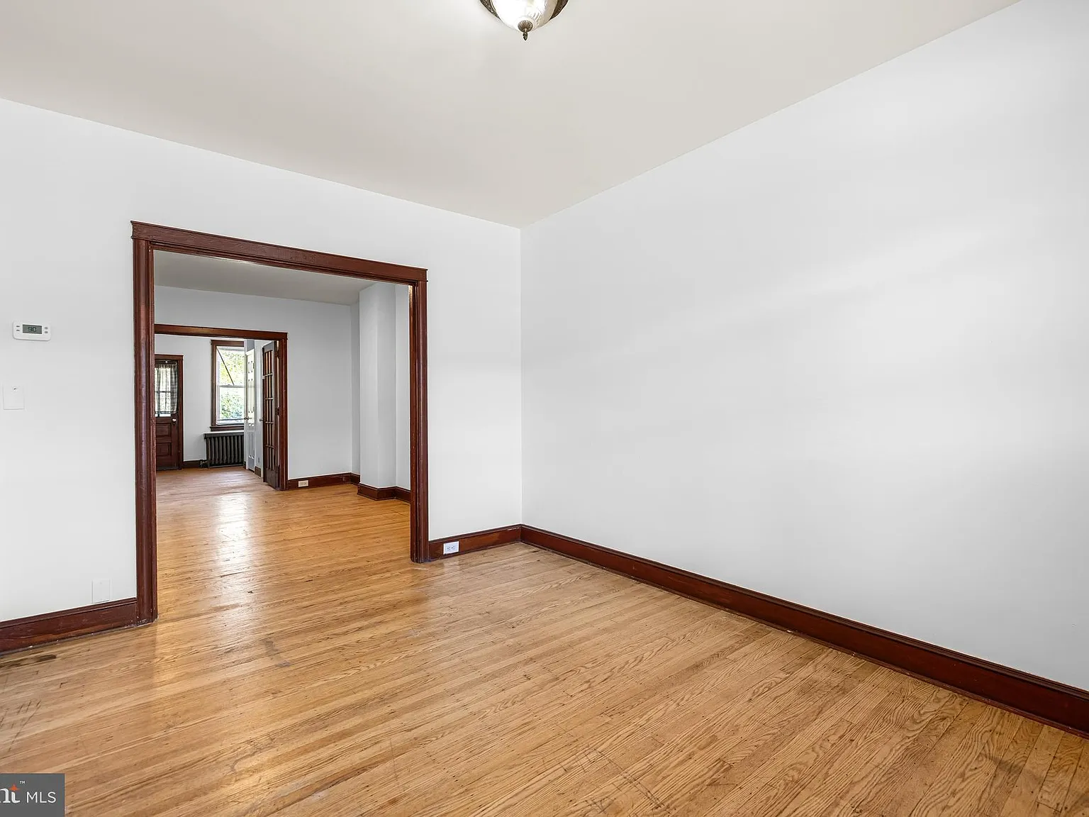 2 bed, 1.5 bath, 1050 sqft, $1,400 — Photo 4