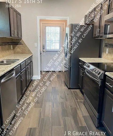 1017 S 16th St — Photo 3