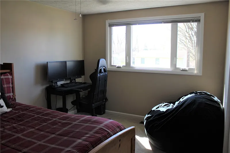 Thumbnail 12
