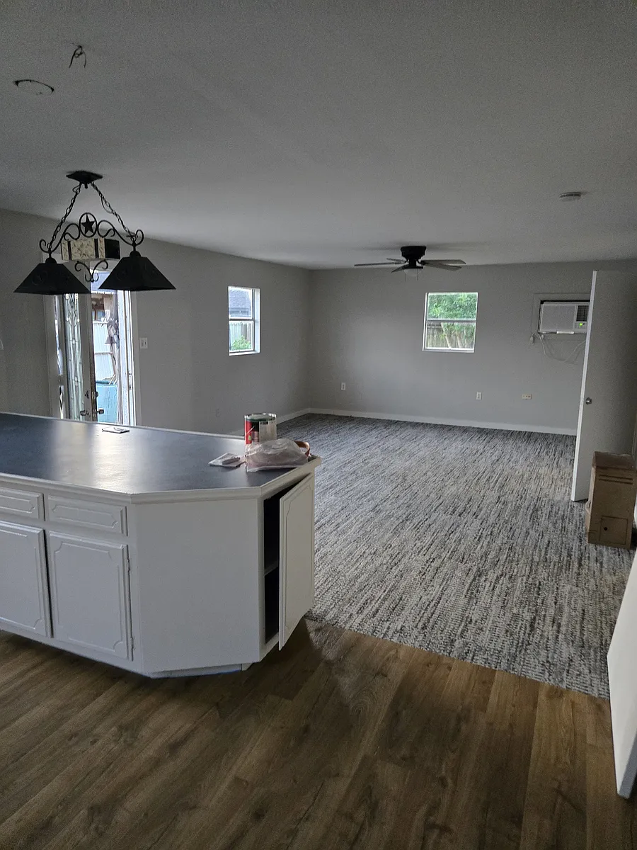 Building Photo - 6209 S Acres Dr #1
