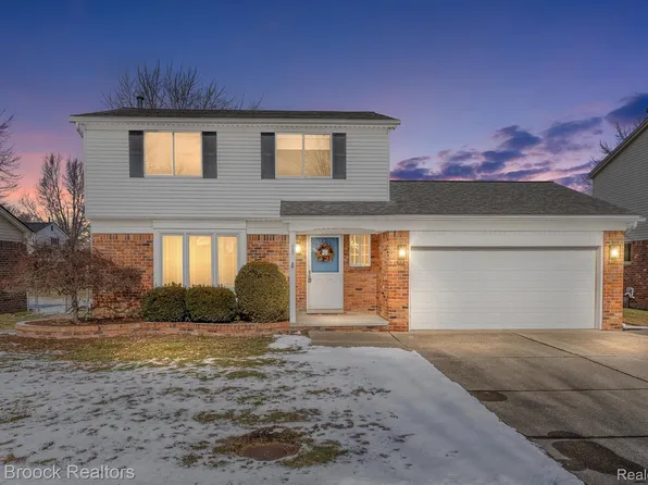 2145 Keystone Dr, Sterling Heights, MI 48310