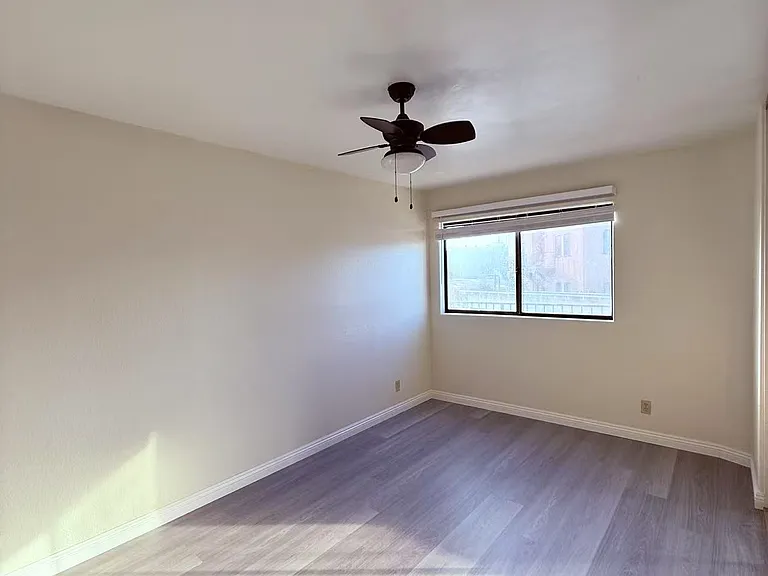 4041 Bluff Pl #2 — Photo 14