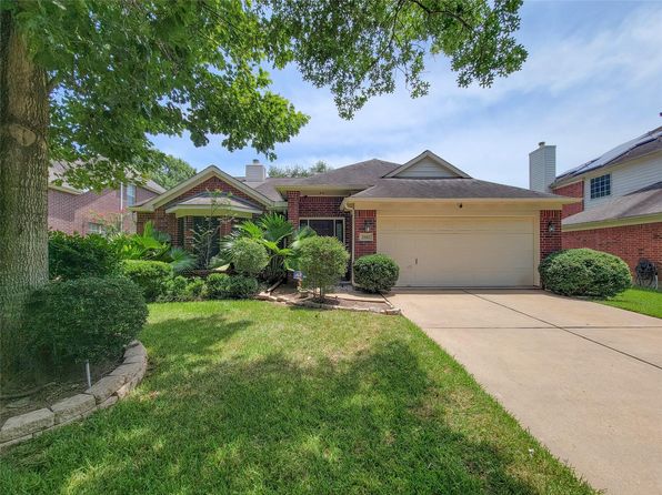 2431 Edgewood Dr