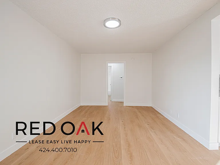 118 E Ivy Ave #2 — Photo 6