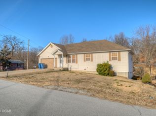 207 Birch St, Carl Junction, MO 64834
