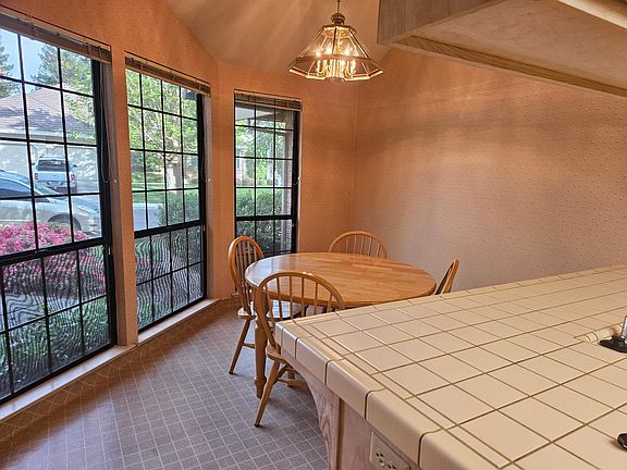 4th image of 1067 Rio Cidade Way