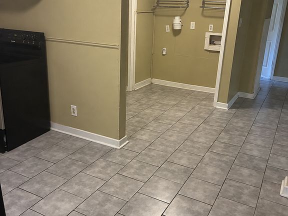 5th image of 2356 Felton Ave