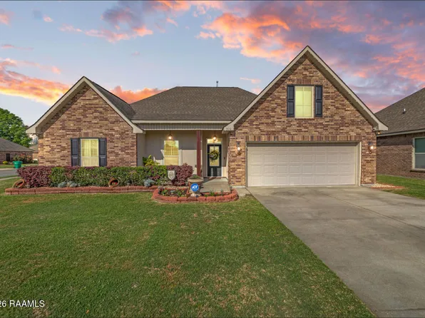 310 Cascade Water Ln, Broussard, LA 70518