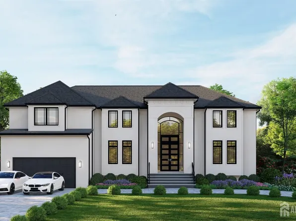 16 Stephenville Pkwy, Edison, NJ 08820