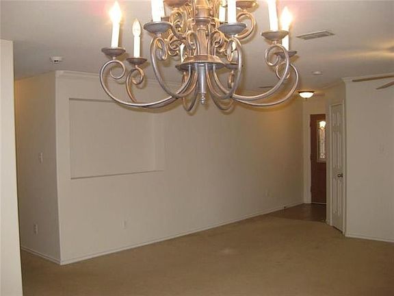 5th image of 13101 Barbarosa Dr