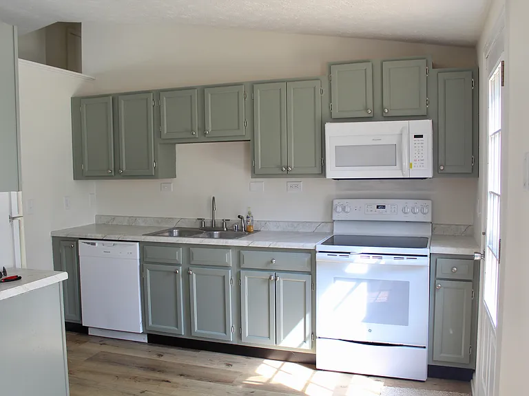 122 Hillwood Ct — Photo 5
