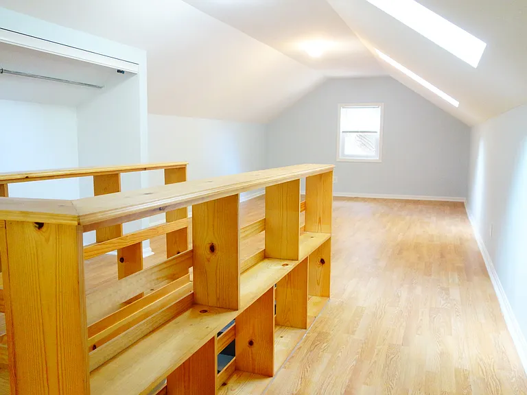 8405 Greenwood Ave — Photo 59