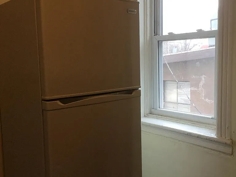 98 Central Ave #6 — Photo 5