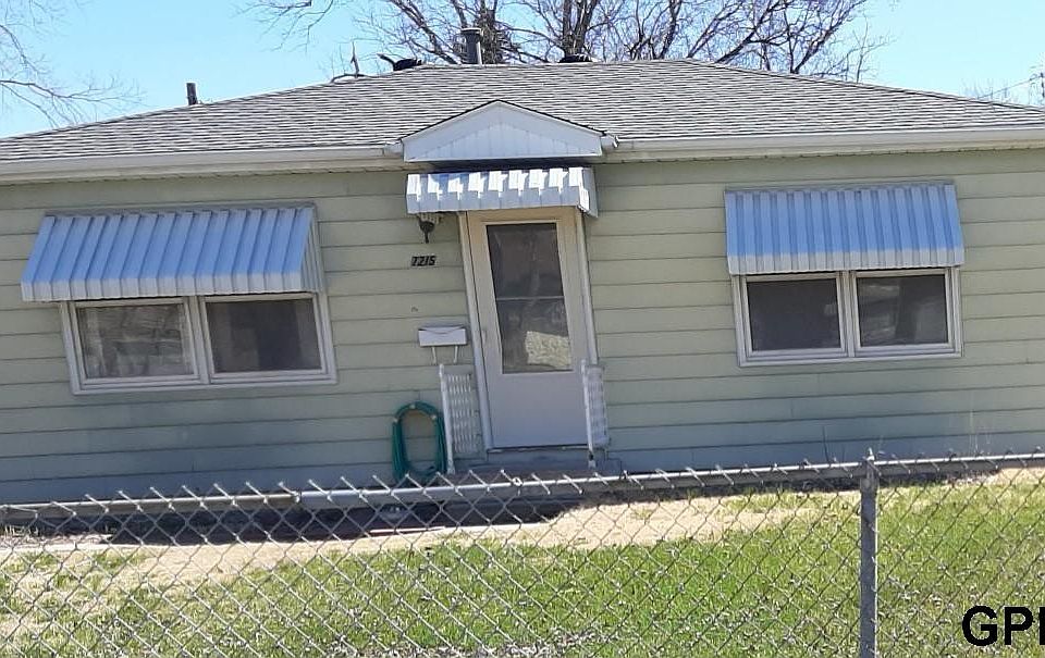 1st image of 7215 S 71st Ave