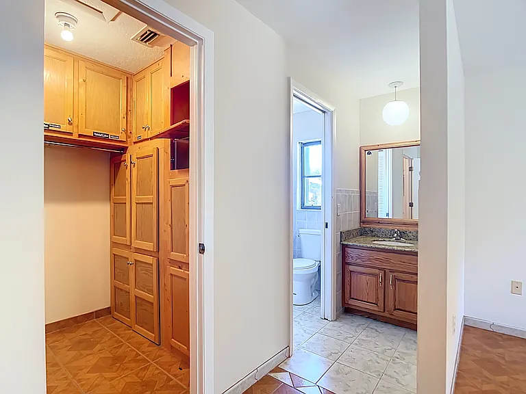 4428 Aladdin Ave — Photo 24