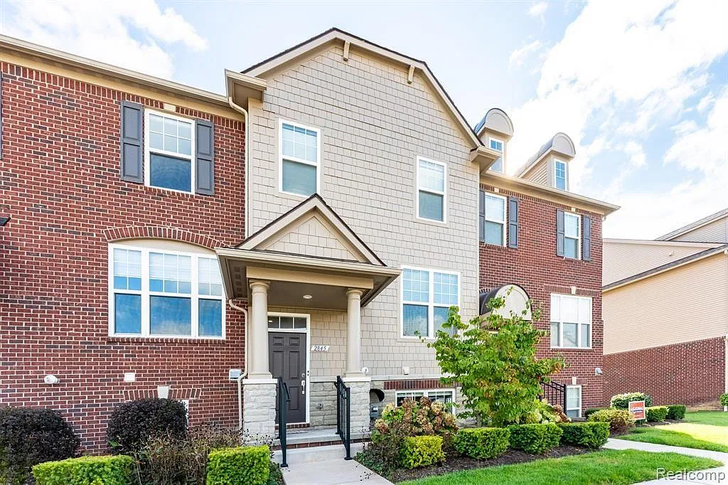 Building Photo - 2845 Hartwick Dr