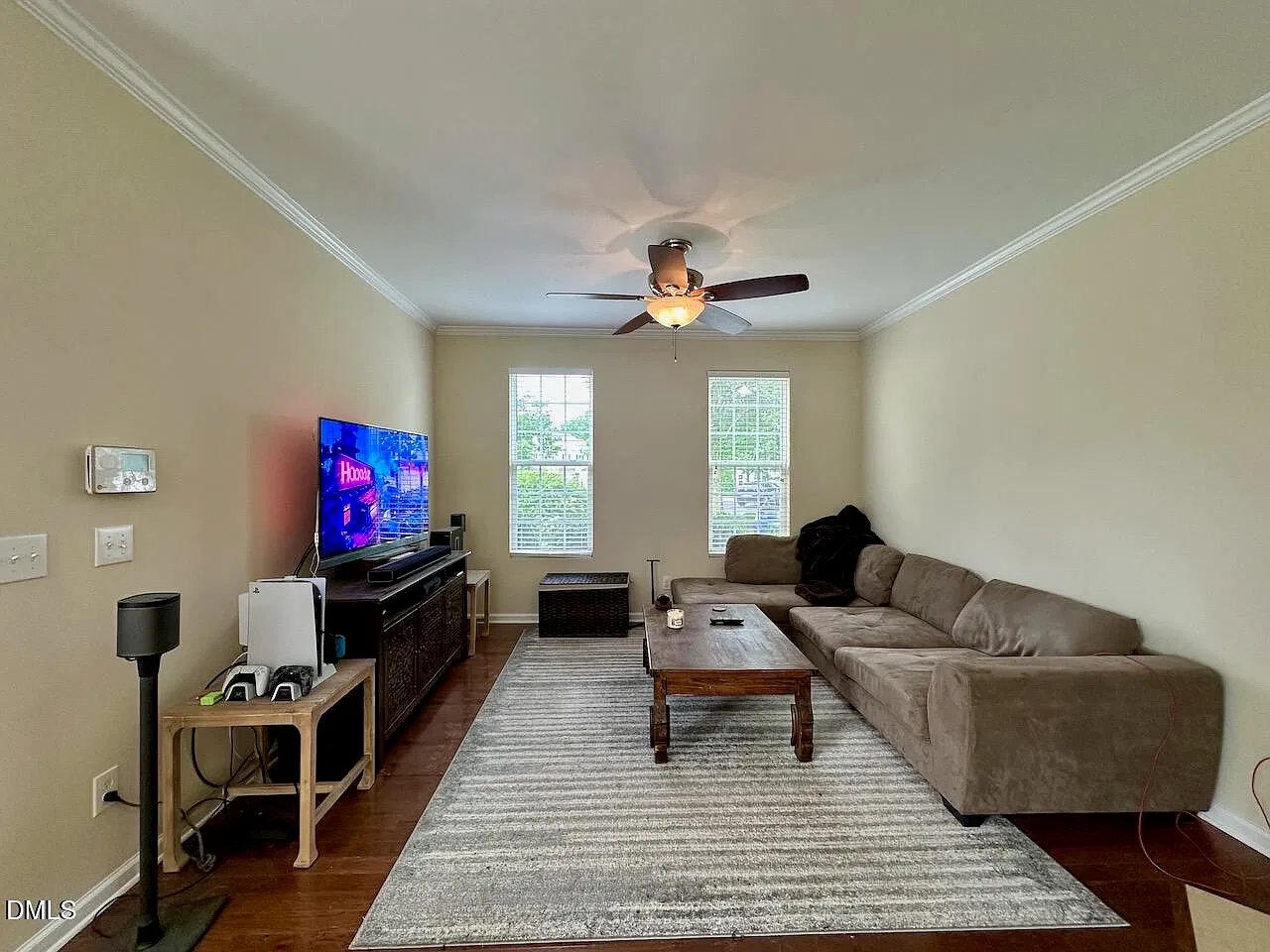 2 bed, 2.5 bath, 1311 sqft, $1,750 — Photo 3
