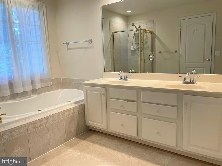 6130 Stonehenge Pl #7 — Photo 16