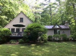 320 Jay Hill Rd, Hartford, VT 05047