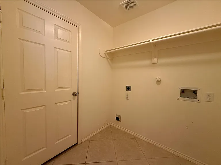 20622 Tulip Blossom Ct — Photo 32